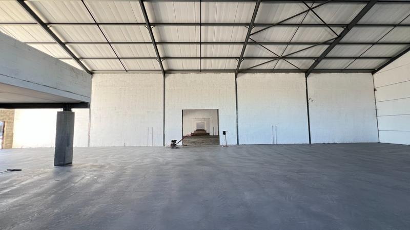 To Let commercial Property for Rent in Killarney Gardens Western Cape